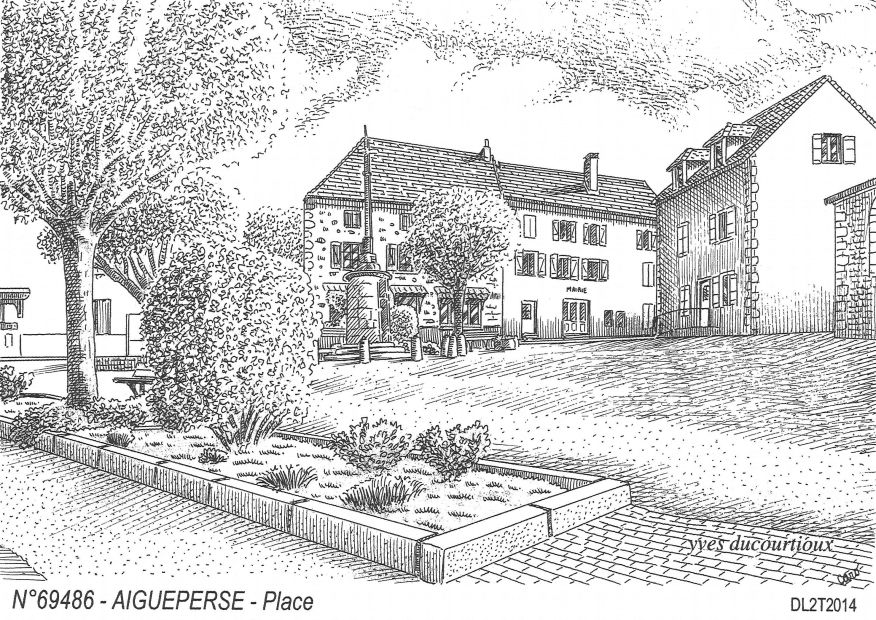 N 69486 - AIGUEPERSE - place (mairie)