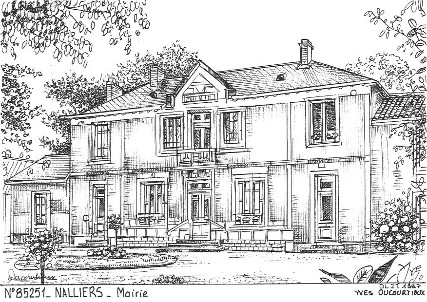 N 85251 - NALLIERS - mairie