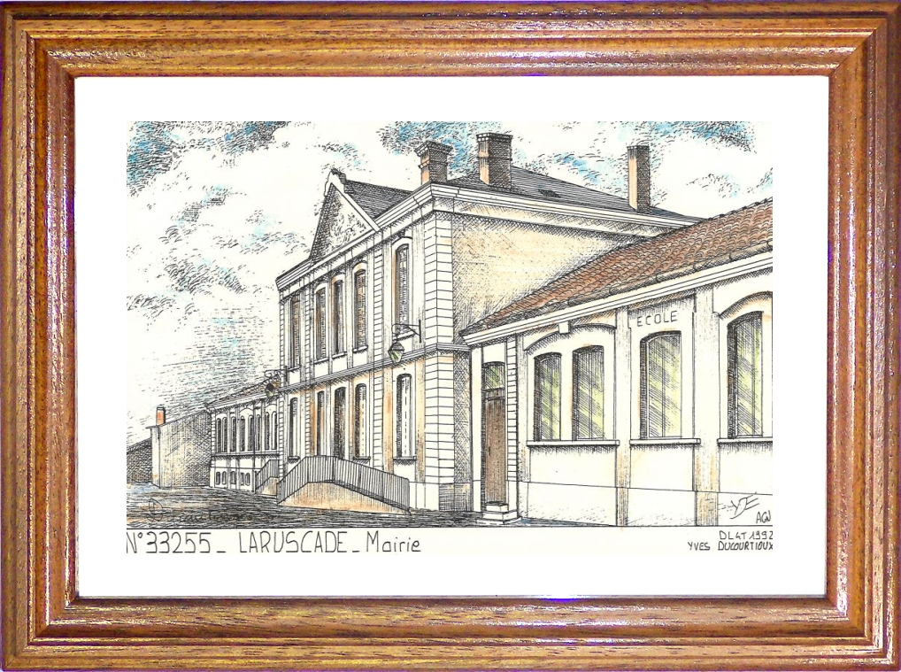 N 33255 - LARUSCADE - mairie