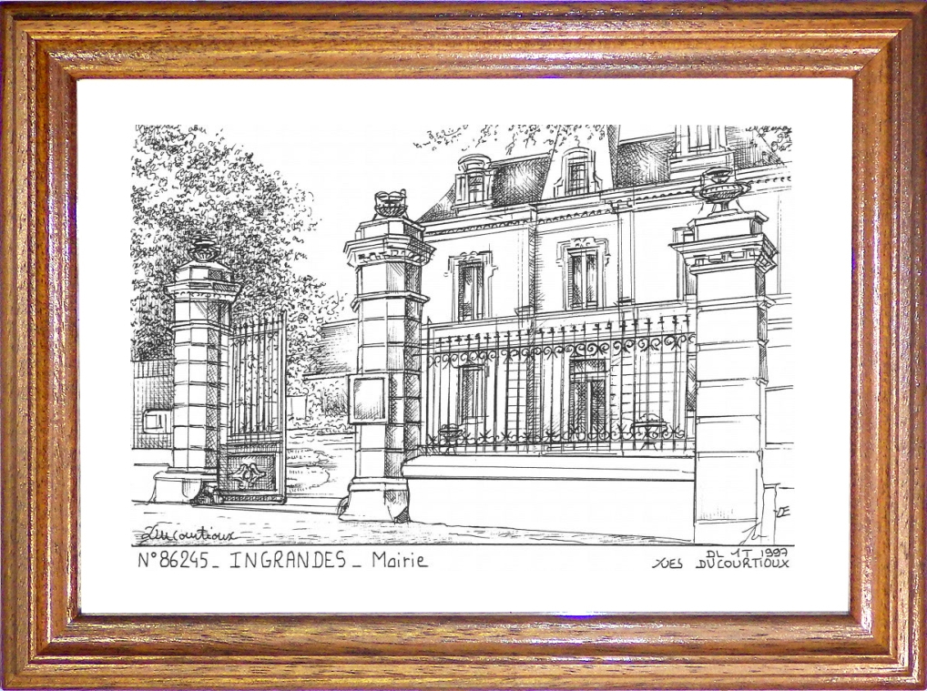 N 86245 - INGRANDES - mairie